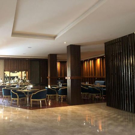 Hotel Aruni Ancol Джакарта Екстериор снимка