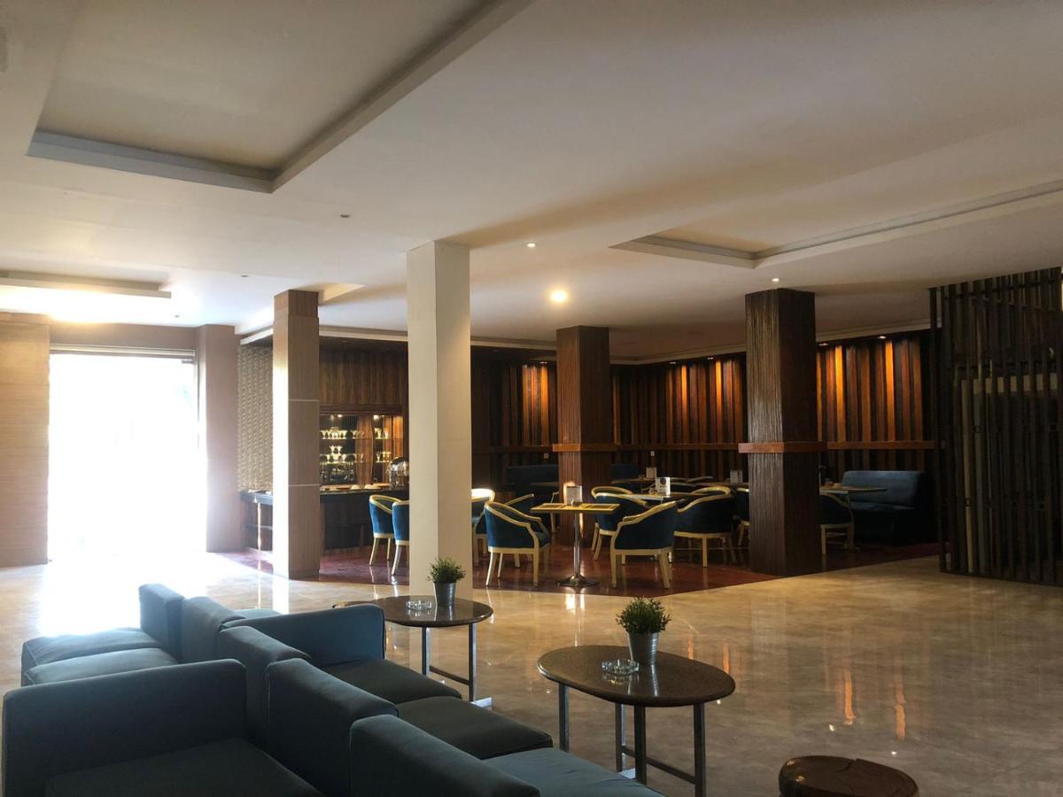 Hotel Aruni Ancol Джакарта Екстериор снимка